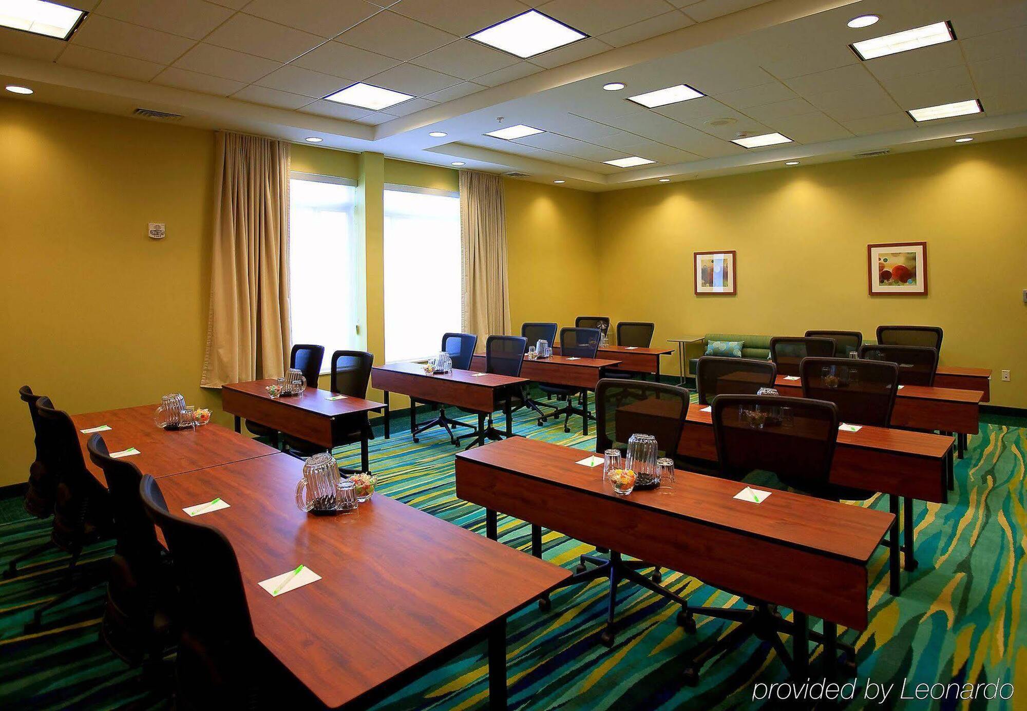 Springhill Suites Tampa North/Tampa Palms מראה חיצוני תמונה